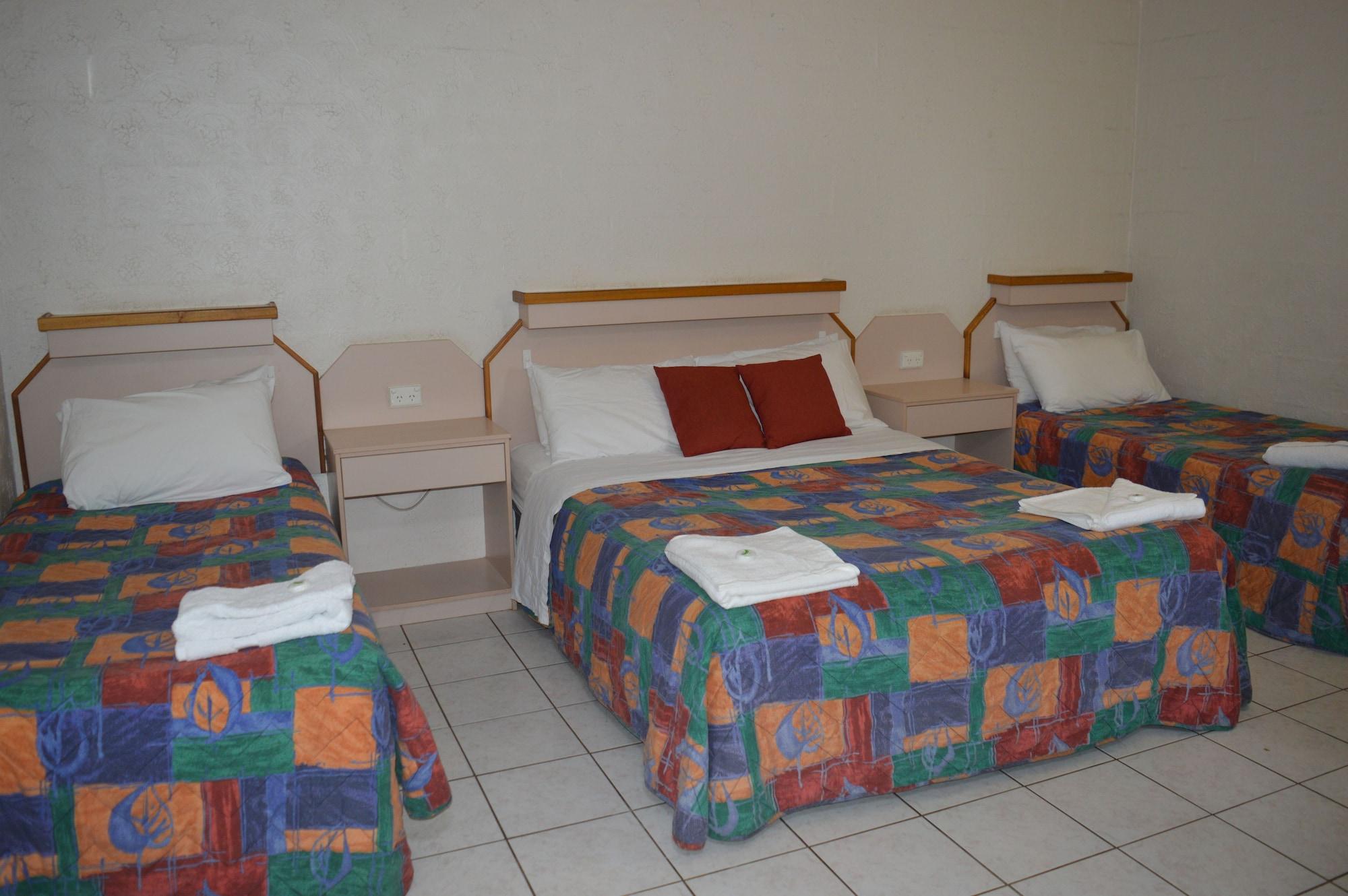 Mid City Motor Inn Gladstone Dış mekan fotoğraf