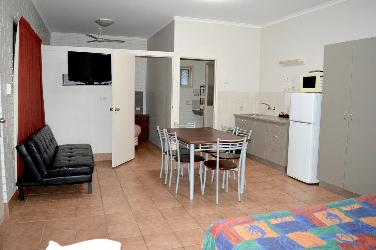 Mid City Motor Inn Gladstone Dış mekan fotoğraf